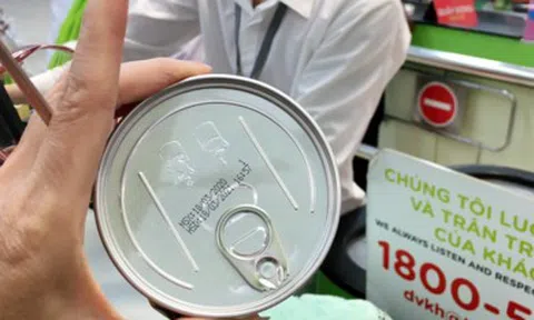 Khách hàng tố Big C Thăng Long dùng hàng hết date làm sản phẩm khuyến mại