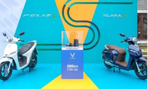 Vì sao phải dùng pin chính hãng cho xe máy điện?