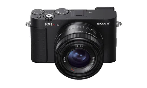 Sony ra mắt máy ảnh compact đỉnh cao RX1R III với cảm biến full-frame 61MP và bộ xử lý AI